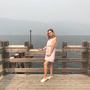 Meet your Posher, Emma